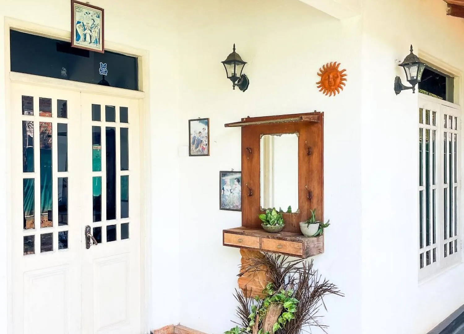Dewceylon Hostel Negombo